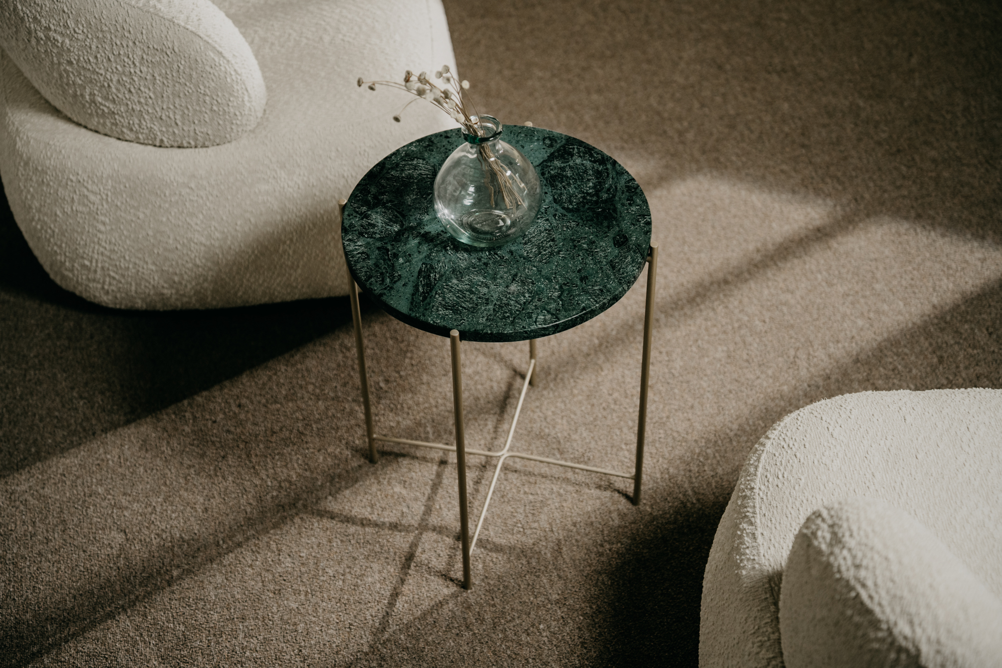 Mesa de apoio Kyn
